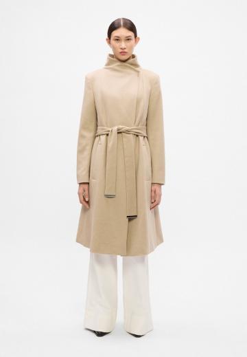 Шерстяное пальто