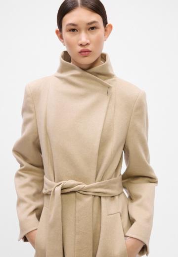 Шерстяное пальто