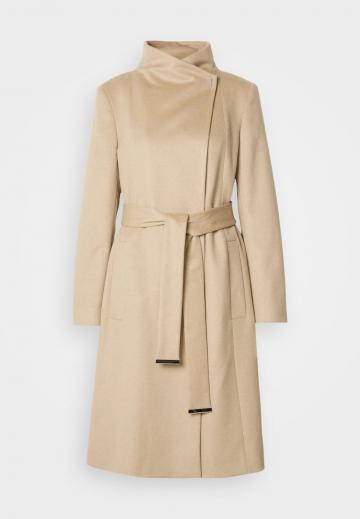 Шерстяное пальто