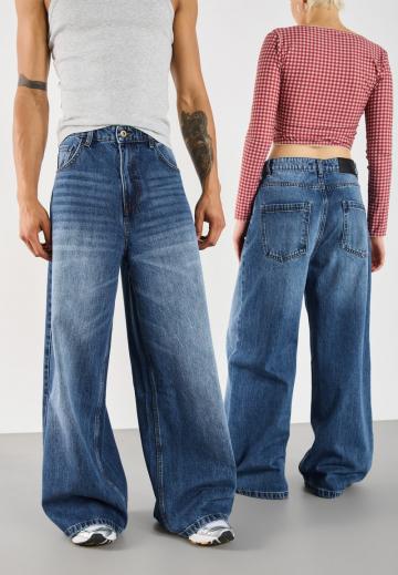 Свободные джинсы