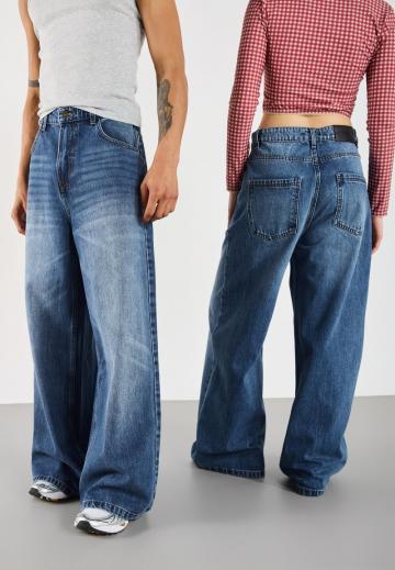 Свободные джинсы