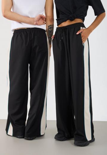 Спортивные штаны