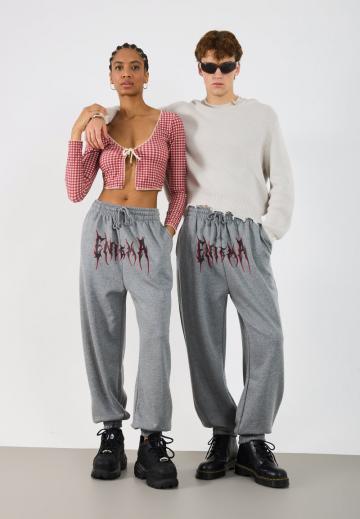 Спортивные штаны