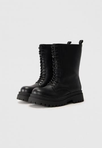 Зимние ботинки