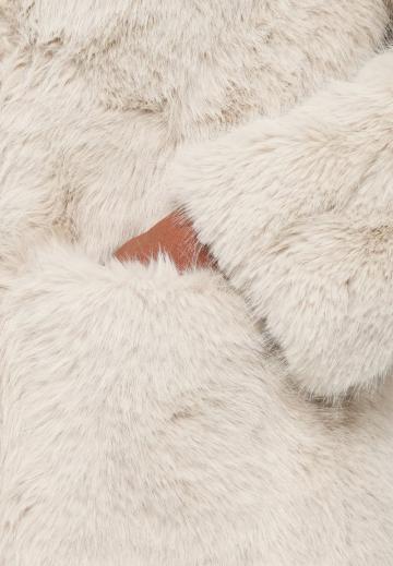 Короткое пальто