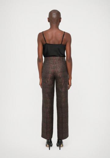 Прямые брюки