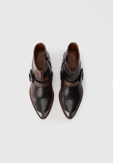 Ковбойские сапожки