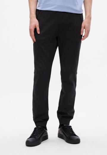 Спортивные штаны