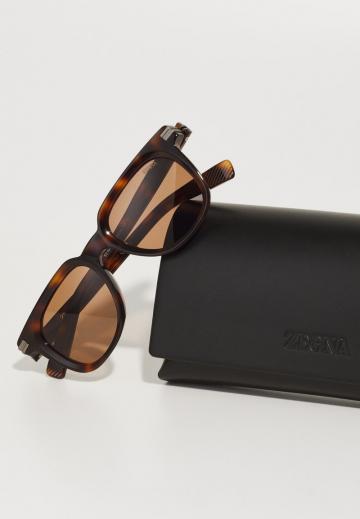 Солнечные очки