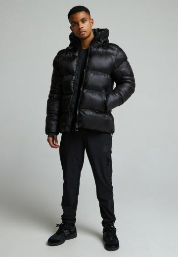 Зимняя куртка