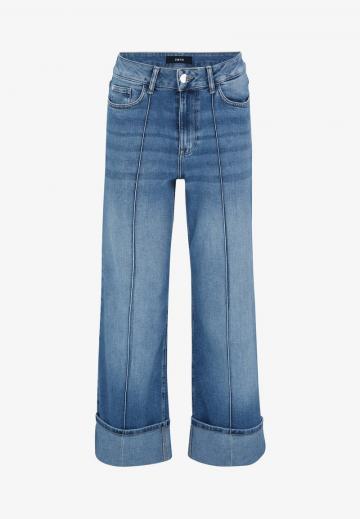 Свободные джинсы