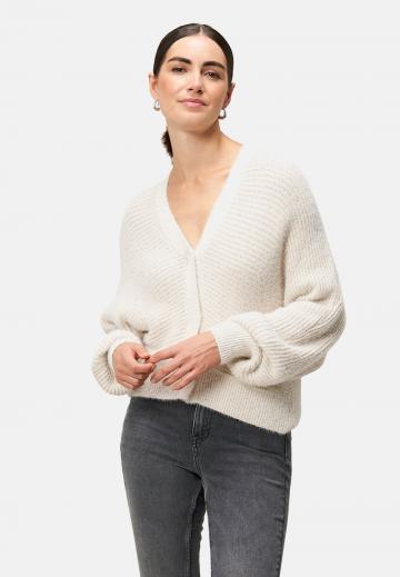 Вязаная кофта