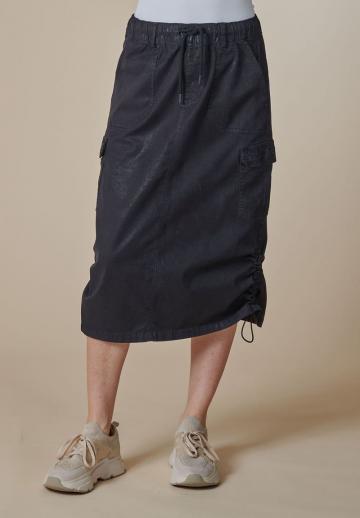 Юбка с накладными карманами