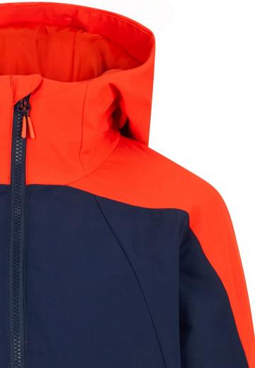 Спортивная куртка