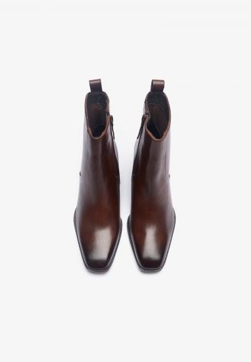 Сапожки на танкетке