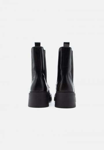 Ботинки челси