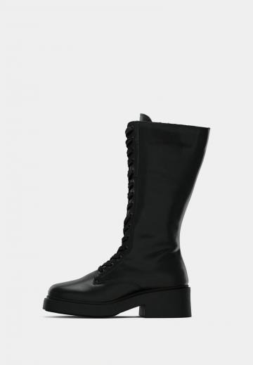 Сапоги на шнуровке