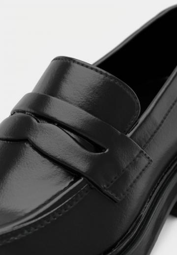 Полуботинки