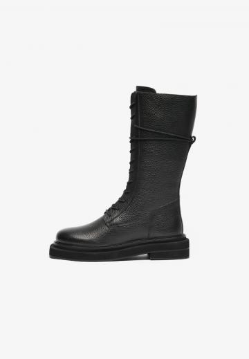 Сапоги на шнуровке