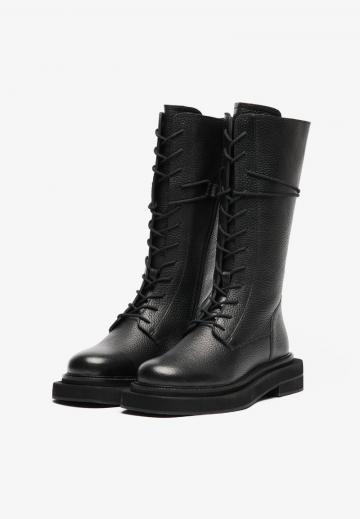 Сапоги на шнуровке