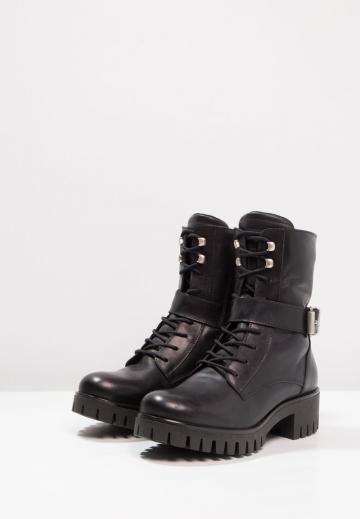 Ковбойские сапожки