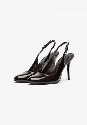Туфли на высоком каблуке
