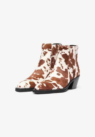 Ковбойские сапоги