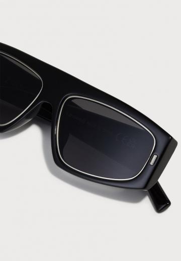 Солнечные очки