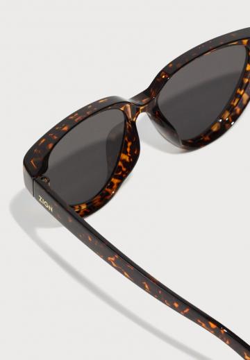 Солнечные очки