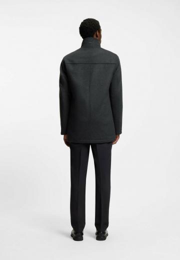 Короткое пальто