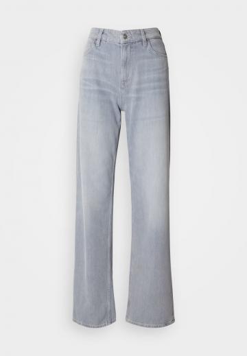 Свободные джинсы