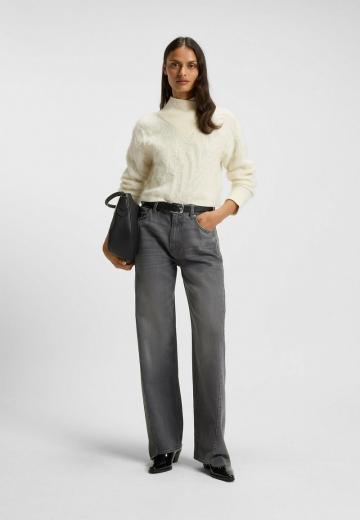 Свободные джинсы