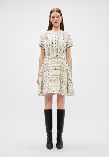 Короткое платье