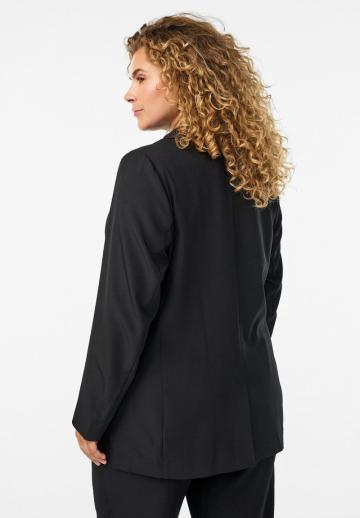 Короткое пальто