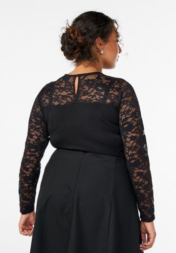 Кружевная блузка