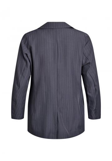 Короткое пальто