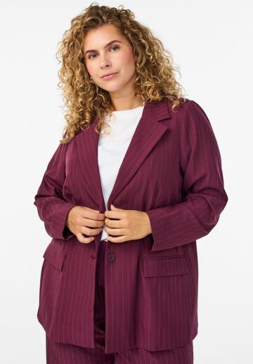 Короткое пальто