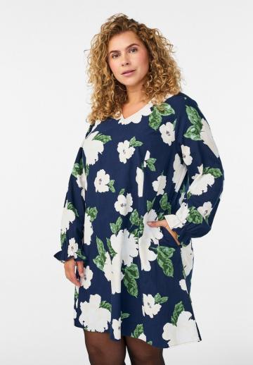 Короткое платье