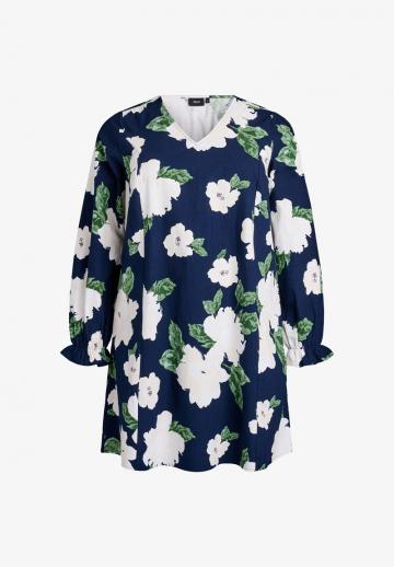 Короткое платье