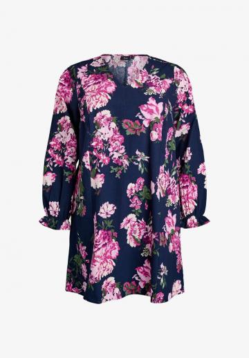 Короткое платье