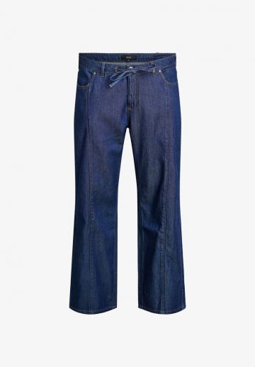 Клешеные брюки