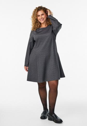 Короткое платье