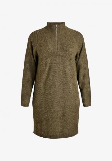 Вязаное платье