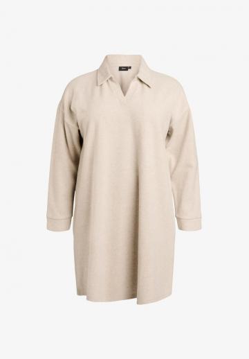 Вязаное платье