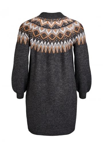 Вязаное платье