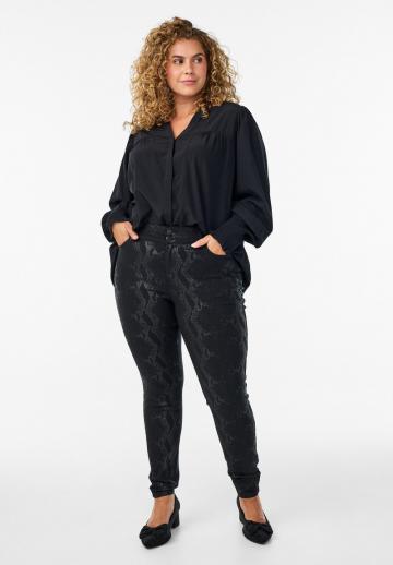 Узкие брюки