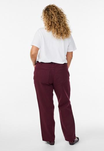 Клешеные джинсы