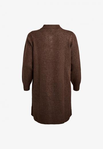 Вязаное платье