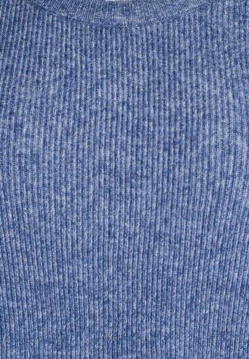 Длинный пуловер