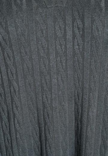 Вязаное платье